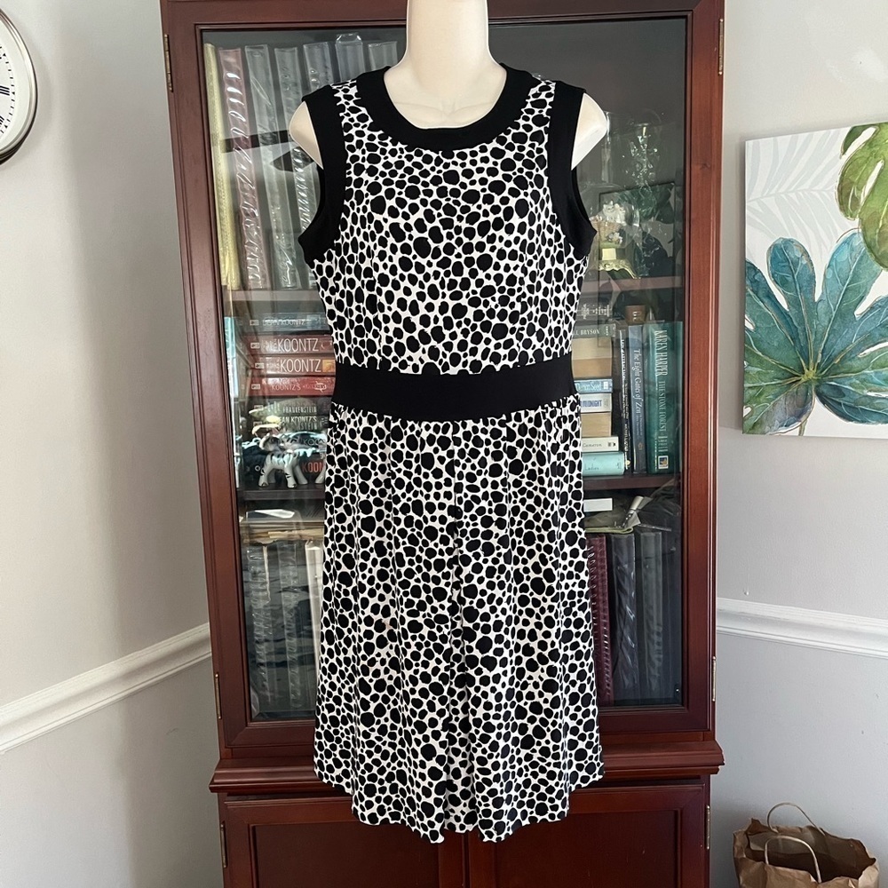 Talbots Sleeveless Dress 8P Black and White Splotches Spotted - Picture 2 of 14
